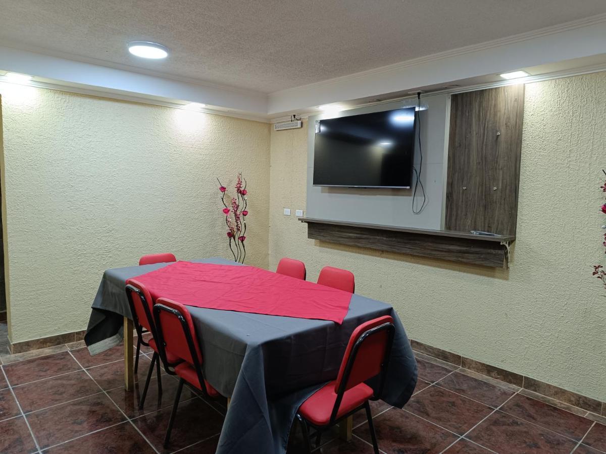 Hostal Ollague, Habitaciones Con Bano Privado Calama Exteriör bild